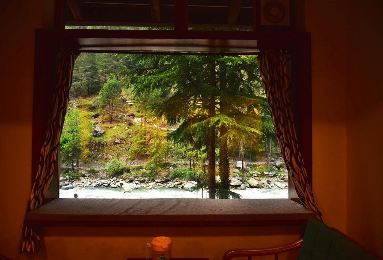 The Alpine Guest House Kasol Exterior photo